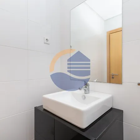 Paradise With Pool Se