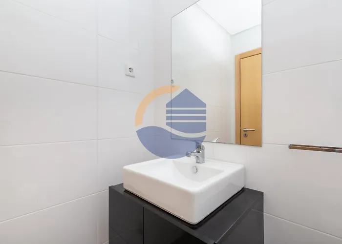 Paradise With Pool Se